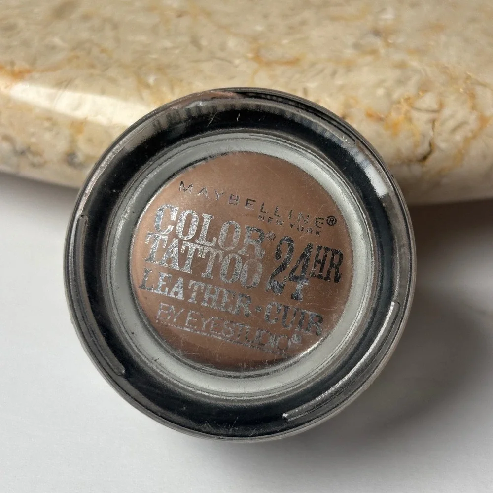 Maybelline Color Tattoo 24HR Leather Eyeshadow 80 Creamy Beige Matte Tan 4g